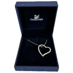 【Swarovski】 Swan Silver Tone and White Crystal Heart Pendant Necklace 15"